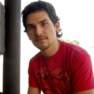 Alan Estrada vive la adrenalina del escenario