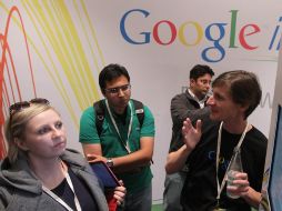 El centro cultural trabajará en la aceleración de la  digitalización de libros, revistas y documentos. AFP  /