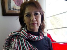 Armandina Cruz rescata las tradiciones y uso del rebozo del México antiguo. E. BARRERA  /