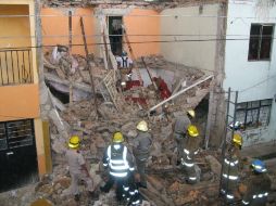 La finca número 2737 de la calle Valladolid, quedó totalmente dañada. M. PATIÑO  /