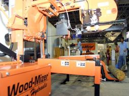 Los gastos en equipo importado bajó 4.5 por ciento, por menores compras de aparatos mecánicos, calderas y sus partes. ARCHIVO  /