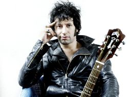 El interprete ofreció un recorrido por los temas de su primer álbum y de este segundo titulado 'Amador'. ESPECIAL  /