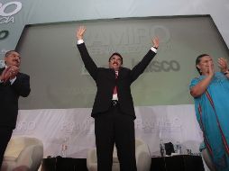 A la presentación del informe de Ramiro Hernández (centro) asistieron Manlio Fabio Beltrones (izquierda) y Beatriz Paredes. S. NÚÑEZ  /