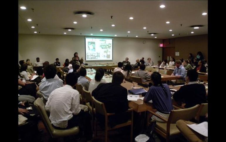 La cultura por sí misma no puede superar el problema de la exclusión, se dijo en el congreso. EFE  /