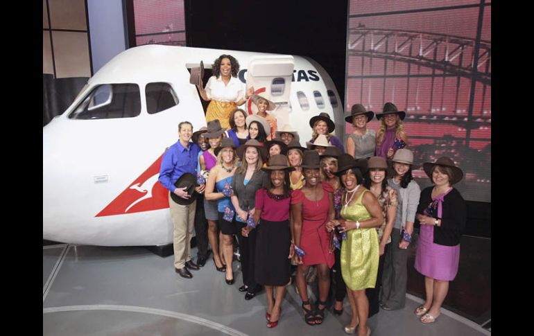 Winfrey arrancó la 25ta y última temporada de ''The Oprah Winfrey Show'' el lunes con muchas sorpresas prometidas. AP  /