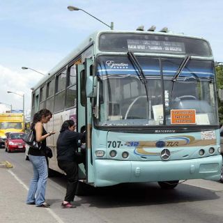 Dan luz verde a alza en transporte 'de lujo'; costará 11 pesos