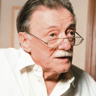 Publican poemas inéditos de Benedetti