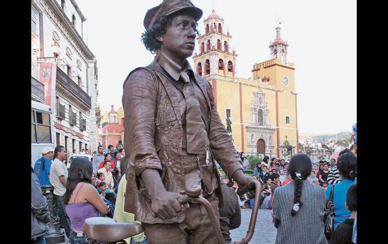 Con la presencia de tres mil 170 artistas arrancará el encuentro dedicado a las artes. ELINFORMADOR  /
