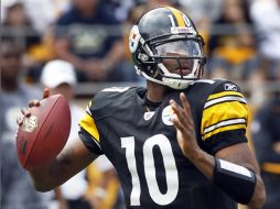 Dennis Dixon como titular con los Acereros de Pittsburgh. AP  /
