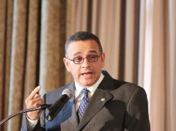 Mauricio Funes evitó dar información sobre el sobreviviente. EFE  /