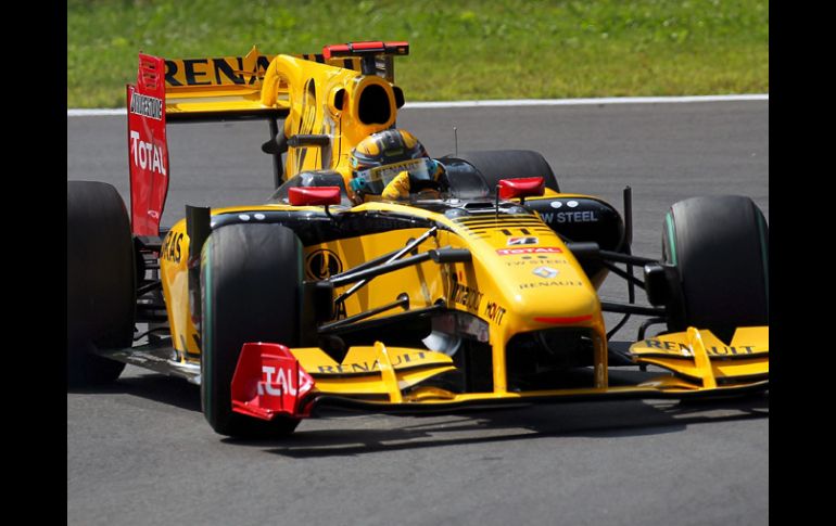 Renault  de la Formula 1, se interesa por el piloto Kimmi Raikkonen. AP  /