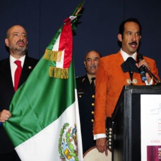 Récord de asistencia a fiesta de México en París