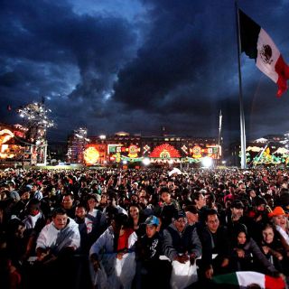 Ex Presidentes acuden a llamado de Calderón