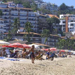 Estiman flujo de 150 mil paseantes en el megapuente