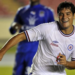 Cruz Azul aplasta al Árabe Unido en la Concachampions