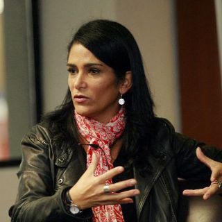 Lydia Cacho recibe premio a su valentía