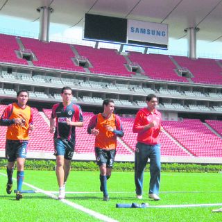 Chivas está unido y fuerte: Patricio Araujo