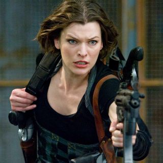 Milla Jovovich, mujer de armas tomar