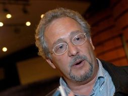 El recuerdo a través de las palabras, es lo que ofrece Abad en su texto. EFE  /