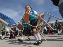 Niños en el inicio del actual ciclo escolar en Tlajomulco. El Ayuntamiento busca abrir más grupos en algunas escuelas. S. NÚÑEZ  /