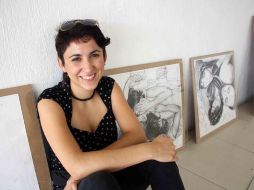 Con casi 10 años de trayectoria, Viviana Martínez toma el arte textil para presentar a su generación.A. HINOJOSA  /