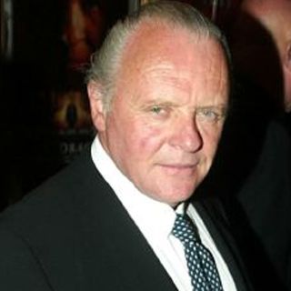 Anthony Hopkins actuará en 'You Will Meet a Tall Dark Stranger'