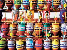 La trucha se puede acompañar con una fresca bebida servida en un tarro decorado.ESPECIAL  /