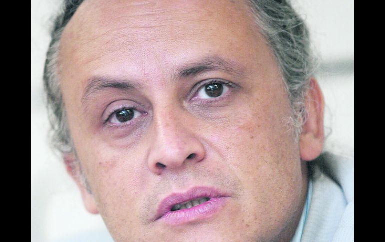 El escritor regresa al medio editorial con varias historias. EFE  /