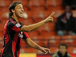 Zlatan Ibrahimovic durante el partido del Milán. EFE  /