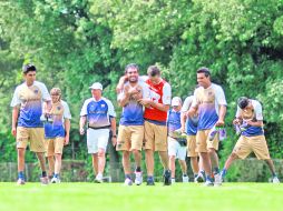 Los Pumas entrenaron ayer en un ambiente de camaradería. JAMMEDIA  /