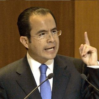 Explica 'El Diario' que fue engañado por un falso César Nava