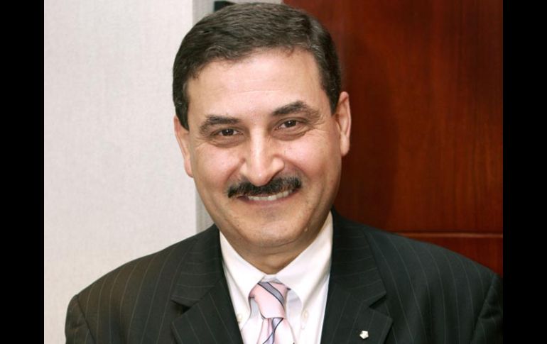 Joseph ChamaSrour acepta que los autos compactos no han sido el fuerte de Chrysler. EL UNIVERSAL  /