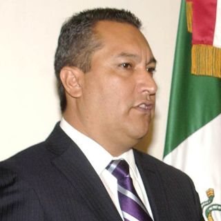 Electricistas interrumpen comparecencia de Blake