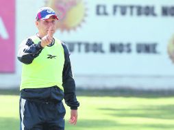 José Luis Real durante el entrenamiento en Verde Valle. MEXSPORT  /