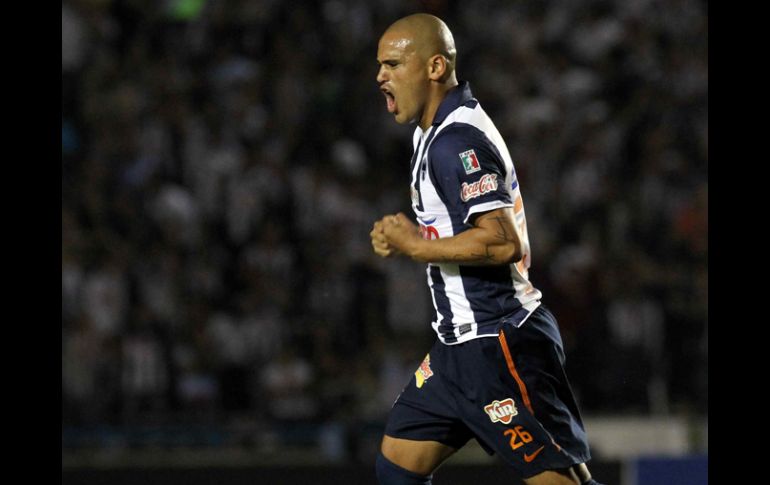 Humberto Sauzo festeja el segundo gol de los Rayados, ante el Sounders. MEXSPORT  /
