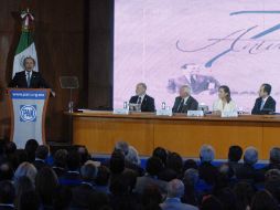 Calderón recordó que entre los jóvenes que lucharon por la autonomía de la UNAM estaban panistas como Manuel Gómez Morín. EL UNIVERSAL  /