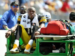 Dennis Dixon, segundo mariscal de campo de los Acereros de Pittsburgh, se lesionó el domingo ante los Titanes. GETTY IMAGES SPORT  /