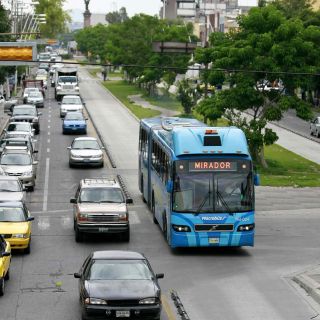 Zapopan aprueba nodo vial con carril para Macrobús