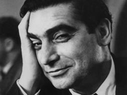 Los negativos perdidos y encontrados en la llamada maleta mexicana viajaron desde París. EFE  /