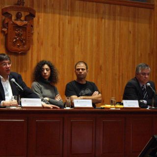 El reto de tejer historias