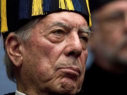 El autor hispano-peruano fue reconocido con el Doctorado Honoris Causa de la UNAM. EFE  /