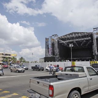 Cien camiones dan servicio a los asistentes a Jalisco en Vivo