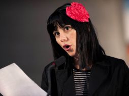 La escritora cubana Wendy Guerra da una conferencia en la apertura del Festival América que se celebra a las afueras de París. AFP  /