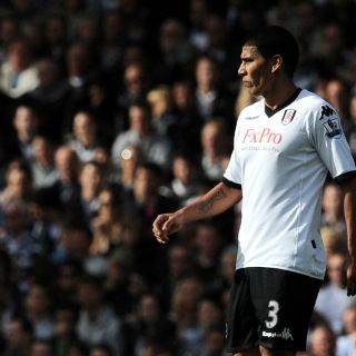 Salcido destaca en Europa