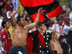 Los aficionados del Atlas sí entraron al estadio, luego de escuchar la anotación de Moreno. E. PACHECO  /