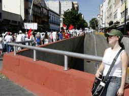 Desde las 10:00 horas comenzaron los cortes a la cuirculación por el paso de los contingentes. M FREYRIA  /