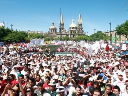Los manifestantes en la Plaza Liberación eran ente 25 mil y 90 mil, según diferentes fuentes. E. PACHECO  /