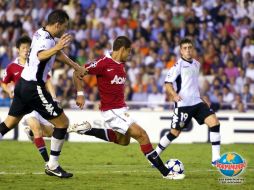 Foto de acción de Javier 'Chicharito' Hernández anotando el gol del triunfo. MEXSPORT  /