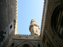 Vista de uno de los alminares de la mezquita Al Azhar de El Cairo, Egipto. EFE  /