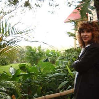 Gioconda Belli aboga por un poder femenino